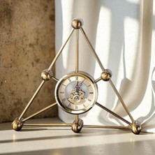 YNSK Luxury Üçgen Moleküler Tasarım Iskelet Mekanizmalı Gold Metal Masa Saati 35X30 cm - Çarklı Lüks Ofis Çalışma Masası Aksesuarı