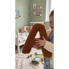 Suvolta Store Kişiselleştirilebilir Teddy Kumaş Harf Yastık – Dekoratif Bebek ve Çocuk Odası Aksesuarı
