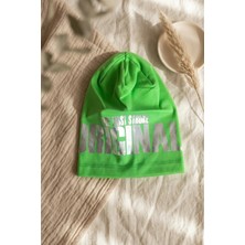 Babydonat Nova Street Beyaz Pamuklu Bere - Yeşil Metalik Baskılı Hip-Hop Tarzı Unisex Modern Şapka 2-4 Yaş