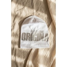 Babydonat Nova Street Beyaz Pamuklu Bere - Gümüş Metalik Baskılı Hip-Hop Tarzı Unisex Modern Şapka 2-4 Yaş