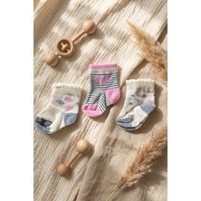 Babydonat Luvy Soft 3'lü Paket Pamuklu 0-6 Ay Kız Bebek Çorap Seti - Kalp ve Çizgili Desenli Antialerjik Yumuşak Doku