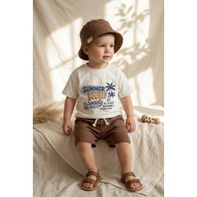 Babydonat Erkek Çocuk Kahve Müslin Şortlu 3'lü Takım - Summer House Baskılı Pamuklu Tişört & Bucket Şapka Seti