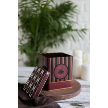 Circus Black Desenli Kare Metal Saklama Kabı 12X12 cm (Circus Black)