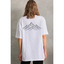 Zenvia Kadın T-Shirt Nihilist Penguen Baskılı Bisiklet Yaka Kısa Kol Yazlık Tişört - Beyaz