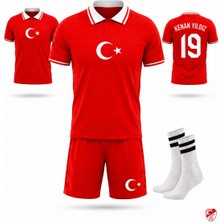 Yenteks Türkiye Euro 2026 Milli Takım Kenan Yıldız (Y04) Çocuk Futbol Forması  Özel Tasarım Kırmızı Beyaz Çorap Hediyeli