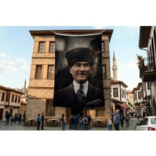 Punto Dizayn Gülümseyen Mustafa Kemal Atatürk Portresi Poster Bayrak Premium Raşel Kumaş ATA65