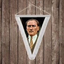 Punto Dizayn Takım Elbise Gazi Mustafa Kemal Atatürk Beyaz Saçaklı Üçgen Flama Bayrak Hatıra Flama ATA55