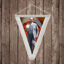 Punto Dizayn Atatürk Baston ve Fotor Şapkasiyla Beyaz Saçaklı Üçgen Flama Bayrak Hatıra Flama ATA74