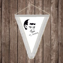 Punto Dizayn Siyah - Beyaz Mustafa Kemal Atatürk Silüeti ve Imza Beyaz Saçaklı Üçgen Flama Bayrak Hatıra Flama ATA27