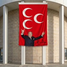 Punto Dizayn Kırmızı Üç Hilal Önünde Alparslan Türkeş 140GR Premium Raşel Kumaş Bayrak 200X300CM