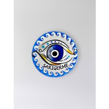 Mundy Sarıgerme Temalı Polyester Kabartmalı Nazar Magnet  Çap: 7 cm – Dekoratif Hediyelik Buzdolabı Süsü  (KOD:1229)