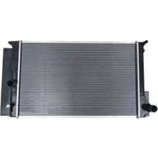 Universal Toyota Corolla Su Radyatörü 2006-2013