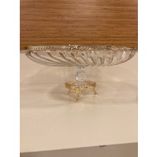 Plus Home Sunum Servis Ayaklı Kare Düz Model Kesme Cam ve Döküm Pirinç Renk Altın Çap 24X24 cm Yükseklik 12 cm