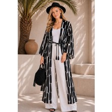 Qymos Prive Siyah Beyaz Soyut Desenli Uzun Krep Şifon Kimono – Kuşaklı Yazlık Plaj Kaftanı, Oversize Salaş Kesim