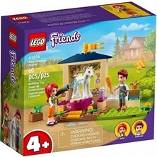 LEGO 41696 Friends Midilli Yıkama Ahırı, 60 Parça +4 Yaş