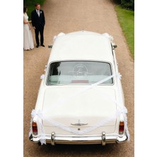 Lora Wedding Gelin Arabası Cam Yazısı İsme Özel 50cm Beyaz | “Love” ve İsimleriniz Yazılı Düğün, Nikah, Nişan İçin Araba Cam Yazısı Sticker, Folyo, Vinil