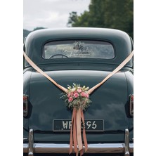 Lora Wedding Gelin Arabası Cam Yazısı İsme Özel 38cm Beyaz | “Biz Evleniyoruz” ve İsimleriniz Yazılı Düğün, Nikah, Nişan İçin Araba Cam Yazısı Sticker, Folyo, Vinil