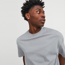 Jack & Jones Erkek Loose Fit Basic Tisört - Urban
