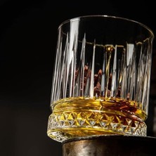Vuralsin38 6’lı Çizgili Kristal Cam Viski Bardağı Seti – 370 ml (12.5 Oz), Şık ve Kalın Tabanlı Cam Bardaklar, Su – Meşrubat – Kokteyl – Viski Için Uygun