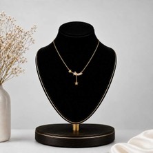 Mdm Style Yıldız Detaylı Sallantılı Minimal Kolye