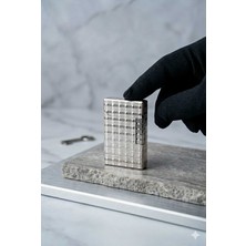 UltraMint Şık Geometrik Dökülü Krom Kaplama Doldurulabilir Gazlı Çakmak