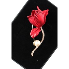 Keeba Aşkın Kırmızı Rengi Gül Broş Gold Renkli Kristal Taşlı Çiçekli Incili Kadın Yaka Iğnesi Çiçek Broş