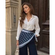 Tarzını Seç Premium Bordürlü Puantiye Desenli Kadın Üçgen Fular – Lacivert Buz Mavi %100 Şifon 46x127 cm