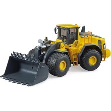 Bruder Volvo Kepçe L260H