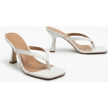 Yula Fashion Shoes Vera Kadın Tredn Topuklu Terlik-Beyaz