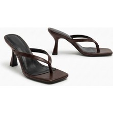 Yula Fashion Shoes Vera Kadın Tredn Topuklu Terlik-Kahverengi