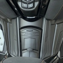 Yamaha Xmax 250-300 (2024-26) Kauçuk Tank Pad Seti Ön