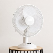 Homenter Masaüstü Vantilatör 30 cm Beyaz | 40W Güçlü Hava Akışı | 3 Kademeli Hız Ayarı | Salınımlı Masa Tipi Fan