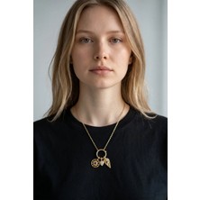 Charm Yaprak Kolye