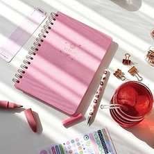 Uravas Store Paperora A5 Spiralli Sert Kapak Keten Çizgili Tarihsiz Not Defteri Şeker Pembe