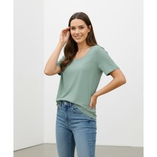 Lyvean Kare Yaka Oversıze Kısa Kollu Tshirt