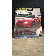 Hot Wheels Premium Nissan 240SX (S14) Metal Gövde ile Detaylı Tasarım 1/5 Ölçekli Koleksiyonluk Model