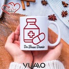 Vuao Doktora Özel Isimli Yazılı Kupa Bardak, Kişiye Özel Baskılı Isme Özel Kupa - Doktor Arkadaşa Eşe Hediye Isim Yazılı Kupa - Doktorlara Kupa Bardağı Çift Taraflı Baskılı Sağlık Çalışanı Meslek Kupası