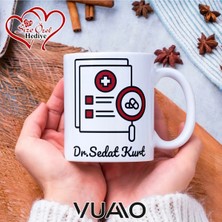 Vuao Doktora Özel Isimli Yazılı Kupa Bardak, Kişiye Özel Baskılı Isme Özel Kupa - Doktor Arkadaşa Eşe Hediye Isim Yazılı Kupa - Doktorlara Kupa Bardağı Çift Taraflı Baskılı Sağlık Çalışanı Meslek Kupası