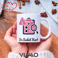 Vuao Doktora Özel Isimli Yazılı Kupa Bardak, Kişiye Özel Baskılı Isme Özel Kupa - Doktor Arkadaşa Eşe Hediye Isim Yazılı Kupa - Doktorlara Kupa Bardağı Çift Taraflı Baskılı Sağlık Çalışanı Meslek Kupası