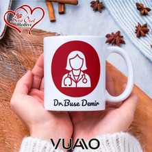 Vuao Doktora Özel Isimli Yazılı Kupa Bardak, Kişiye Özel Baskılı Isme Özel Kupa - Doktor Arkadaşa Eşe Hediye Isim Yazılı Kupa - Doktorlara Kupa Bardağı Çift Taraflı Baskılı Sağlık Çalışanı Meslek Kupası