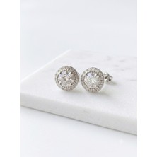 Celikchi Kadın Etrafı Taşlarla Çevrili Moissanite Taşlı Gümüş Küpe
