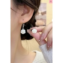 Crystal Atelier Sedef Gül Küpe - Çiçek Figürlü Vintage Coquette Sallantılı Küpe - Estetik Fairycore Tasarım Küpe