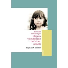 Defne Store Bir Aile Olmak Için Akşam Yemeğinde Beraber Olmak (Küçük Boy)