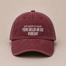 "yeri Geldiğinde Squat Yeri Geldi Mi De Vukuat" Yazılı Eskitme Yıkamalı Kep Şapka
