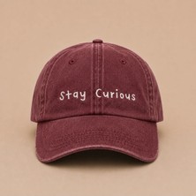 Stay Curious (Meraklı Kal) Yazılı Eskitme Yıkamalı Şapka