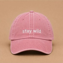 Stay Wild (Vahşi Kal) Yazılı Eskitme Yıkamalı Şapka