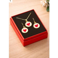 Showy Accessories Kalp Mineli Kutulu Kolye Set Kırmızı