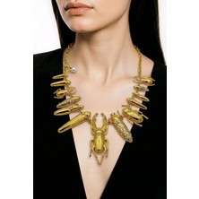 Ombra Metal Kolye | Böcek Figürlü Altın Renkli Zincir Zirkon Taşlı
