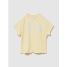 Gap Kadın Sarı Relaxed Fransız Havlu Kumaş Grafik Baskılı T-Shirt