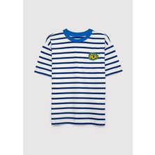 Mavi Sticker Baskılı Çizgili Tişört Maza